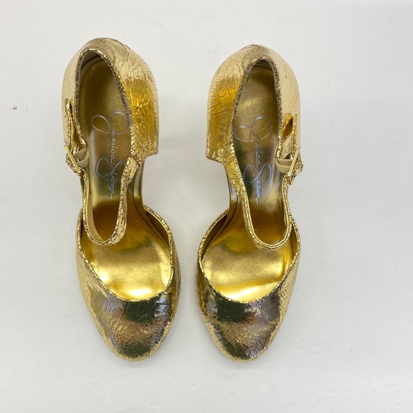Jessica Simpson Gold Crackle Leather Heels Size: 5.5 - Picture 3 of 10